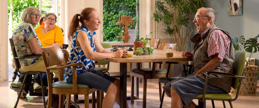 Koffie en thee drinken